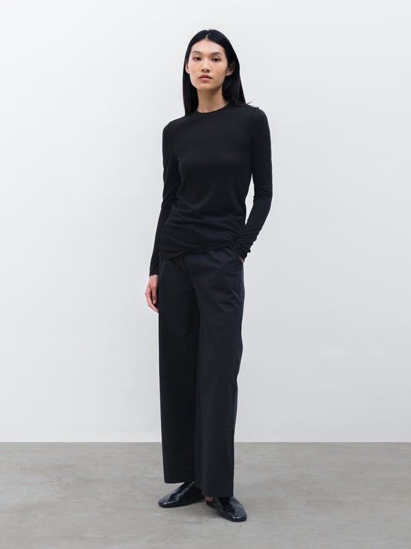 WOMENS LUEN TENCEL LONG SLEEVE TOP IN BLACK