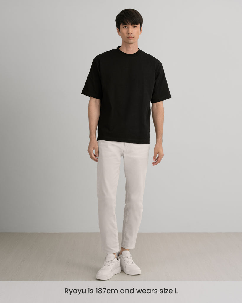 Men Premium-Weight Relaxed Tee Black Fullbody